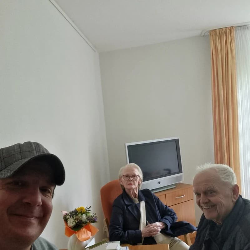 Beim Besuch, Teammitglied bei 1A Alltagshelfer Düsseldorf
